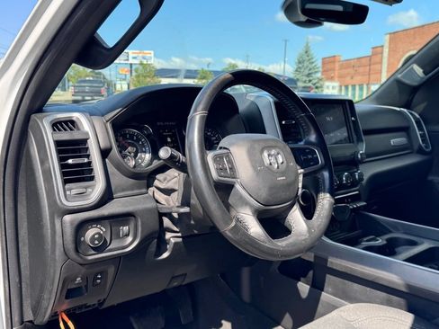 Used 2020 RAM 1500 Big Horn AWD/4WD image 13