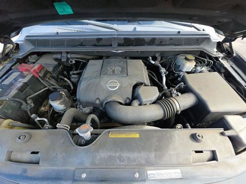 Used 2012 Nissan Titan SV w/ SV Value Truck Pkg RWD image 15
