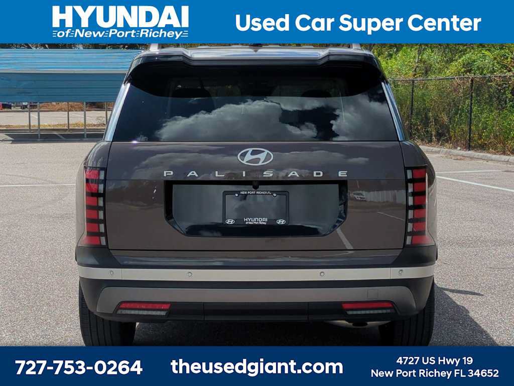 Used 2026 Hyundai Palisade SEL FWD image 5