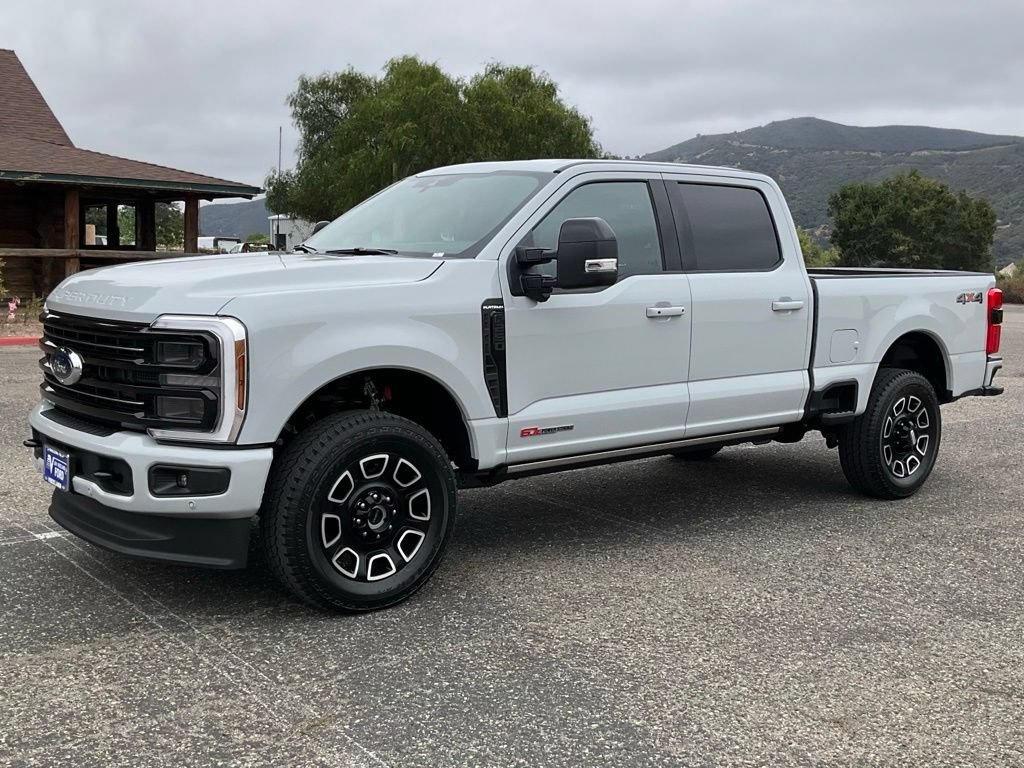New 2026 Ford F250 Platinum AWD/4WD image 2
