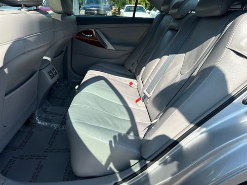 Used 2011 Toyota Camry Hybrid FWD image 13