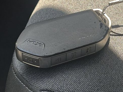 Used 2025 Kia K4 FWD image 22