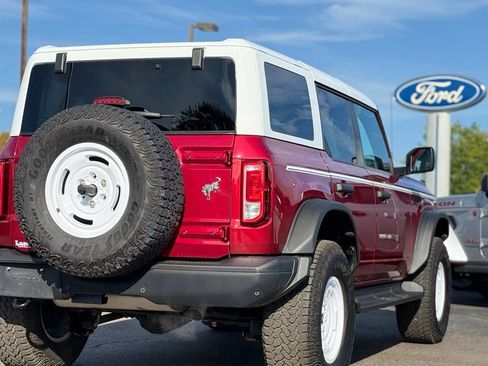 Used 2025 Ford Bronco Heritage Edition AWD/4WD image 38