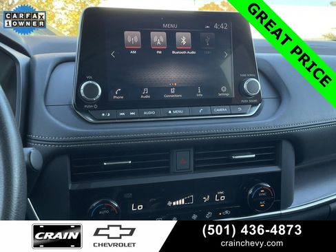 Used 2023 Nissan Rogue SV image 20