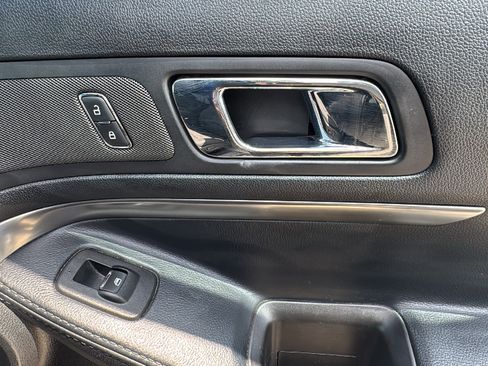 Used 2016 Ford Explorer 4WD Police Interceptor w/ Interior Upgrade Package image 28