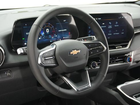New 2026 Chevrolet Equinox LT FWD image 17