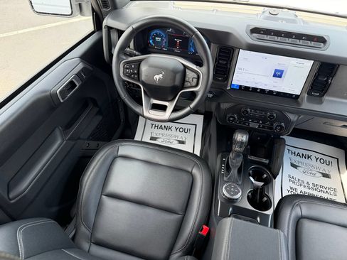Used 2026 Ford Bronco Badlands AWD/4WD image 12