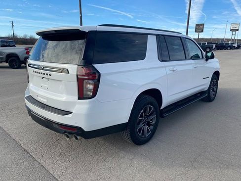 Used 2023 Chevrolet Suburban Z71 w/ Z71 Off-Road Package image 6