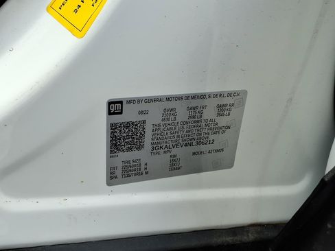 Certified 2022 GMC Terrain SLT w/ Infotainment Package II AWD/4WD image 36