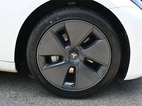 Used 2023 Tesla Model 3 Standard Range RWD image 13