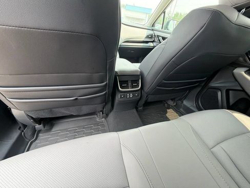 Used 2024 Subaru Outback Limited AWD/4WD image 16