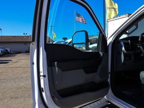 New 2024 Ford F550 4x4 Regular Cab Super Duty image 20