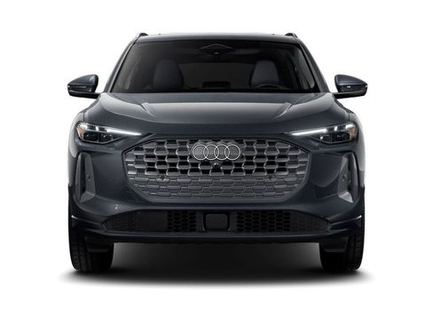 Used 2025 Audi Q5 Premium Plus w/ Premium Plus AWD/4WD image 4