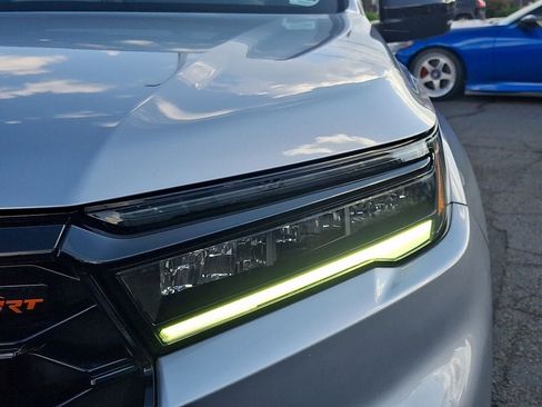 Used 2023 Honda Pilot TrailSport image 9