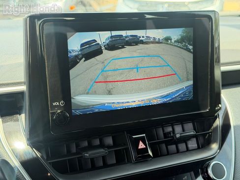 Used 2025 Toyota Corolla SE FWD image 27