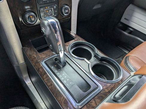 Used 2013 Ford F150 Platinum image 20