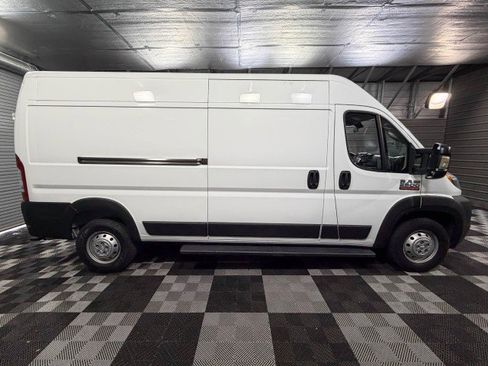 Used 2021 RAM ProMaster 2500 image 9
