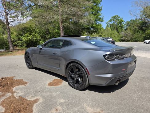 Used 2020 Chevrolet Camaro LT w/ RS Package image 5