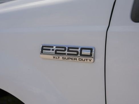 Used 2006 Ford F250 XLT AWD/4WD image 18