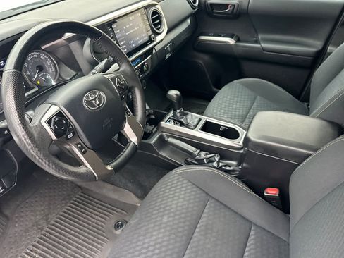 Certified 2023 Toyota Tacoma 4x4 Double Cab image 11