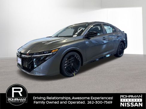 New 2026 Nissan Sentra SR w/ SR Premium Package image 2