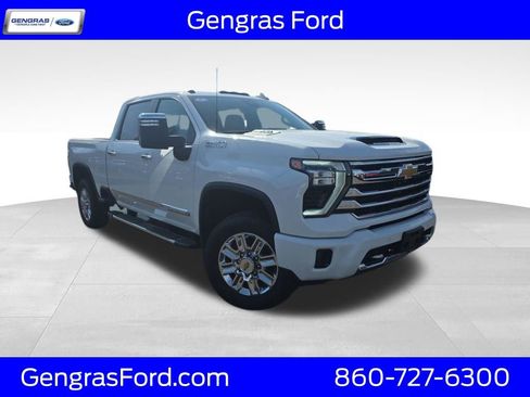 Used 2024 Chevrolet Silverado 2500 High Country w/ Technology Package AWD/4WD image 1