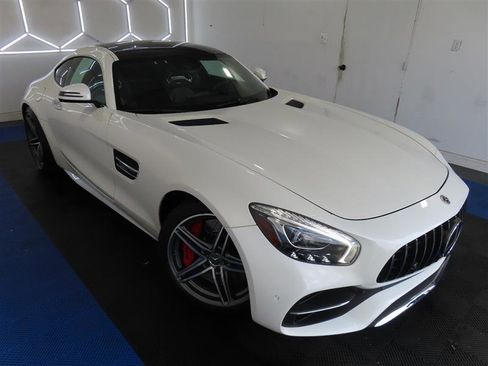 Used 2018 Mercedes-Benz AMG GT C image 5