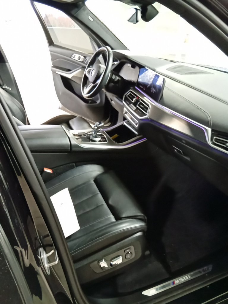 Used 2020 BMW X5 M50i AWD/4WD image 13