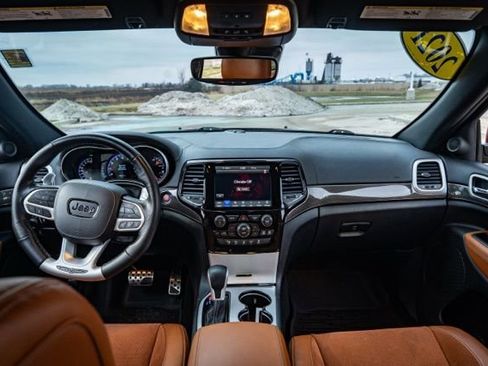 Used 2021 Jeep Grand Cherokee Trackhawk image 15