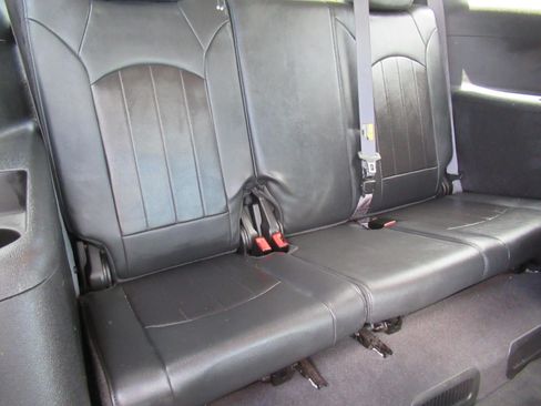 Used 2012 Buick Enclave Leather FWD image 35