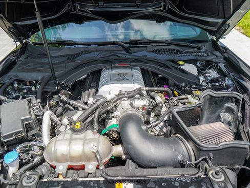 Used 2022 Ford Mustang Shelby GT500 w/ Technology Package image 15