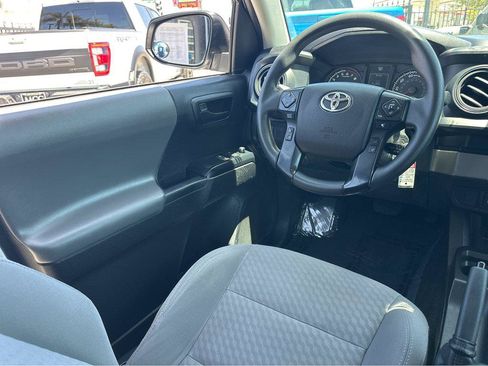 Used 2022 Toyota Tacoma SR RWD image 19