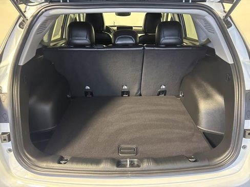 Used 2022 Jeep Compass Limited AWD/4WD image 8
