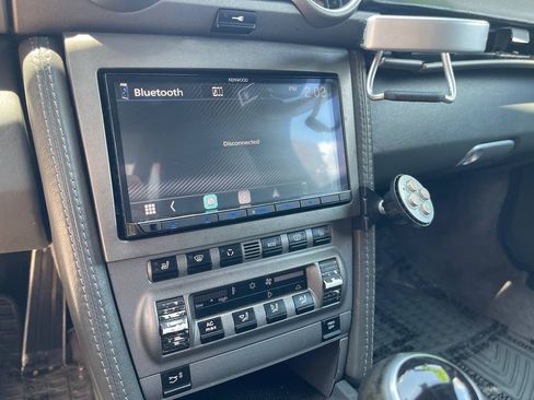 Used 2005 Porsche Boxster image 22