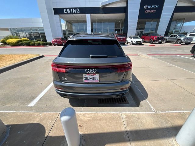 Used 2020 Audi Q8 Premium Plus w/ Premium Plus Package AWD/4WD image 6