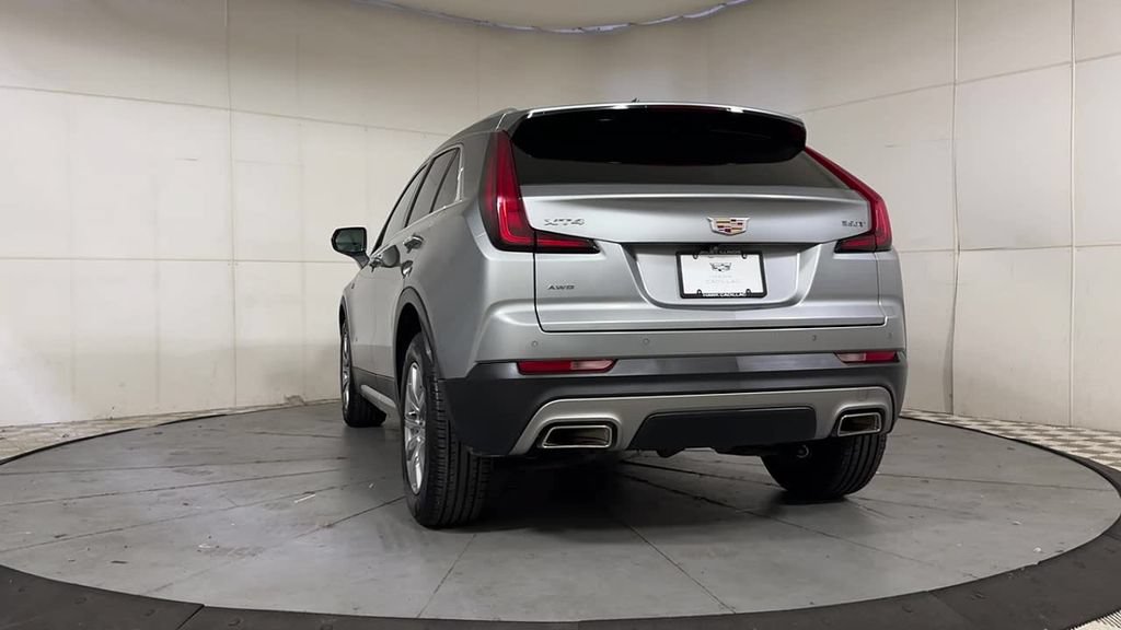 Used 2023 Cadillac XT4 Premium Luxury w/ Cold Weather Package AWD/4WD image 6
