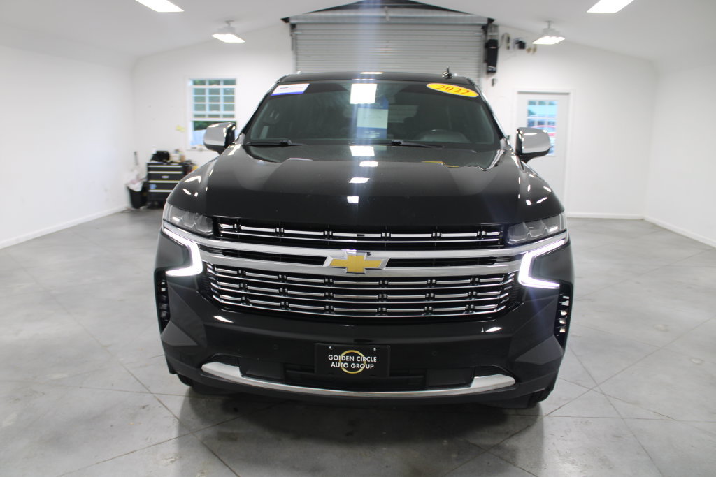 Used 2022 Chevrolet Suburban Premier RWD image 4