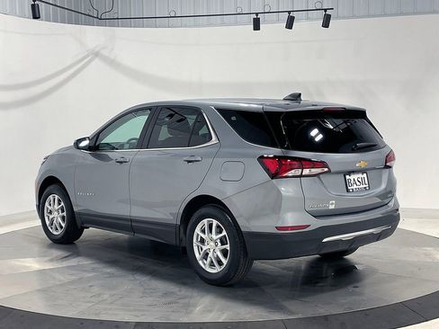 Used 2024 Chevrolet Equinox LT AWD/4WD image 13