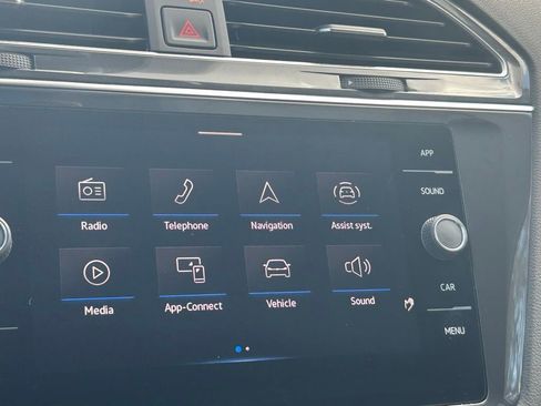 Certified 2023 Volkswagen Tiguan SE image 16