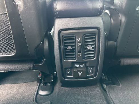 Used 2022 Dodge Durango GT image 32