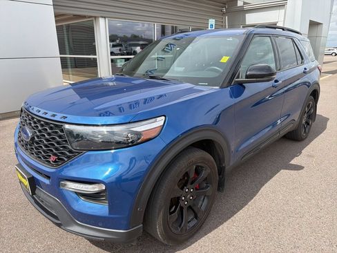 Used 2021 Ford Explorer ST w/ Equipment Group 401A AWD/4WD image 2