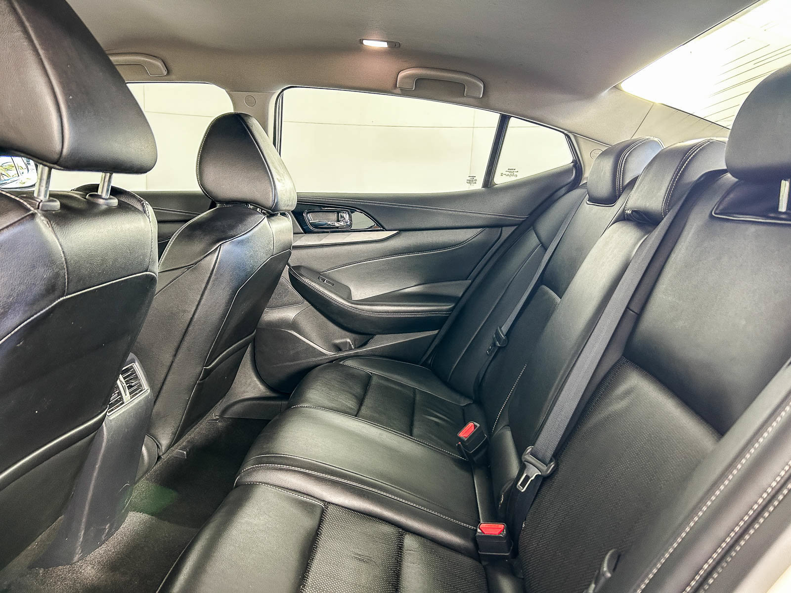 Used 2023 Nissan Maxima SV w/ Floor Mat Group FWD image 19