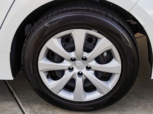 Used 2024 Toyota Corolla LE image 13