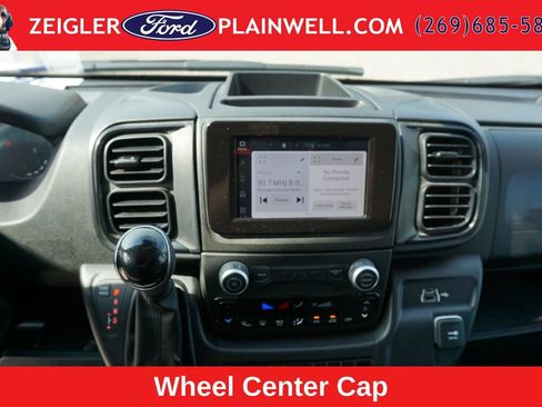 Used 2025 RAM ProMaster 2500 w/ U-Haul Equipment Group FWD image 15