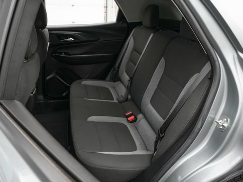 Used 2024 Chevrolet TrailBlazer LT w/ Driver Confidence Package FWD image 18