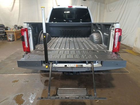 Used 2024 Ford F250 King Ranch image 21