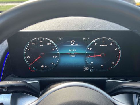 Certified 2022 Mercedes-Benz GLB 250 4MATIC image 20