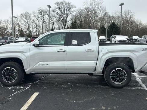 New 2026 Toyota Tacoma TRD Sport image 4