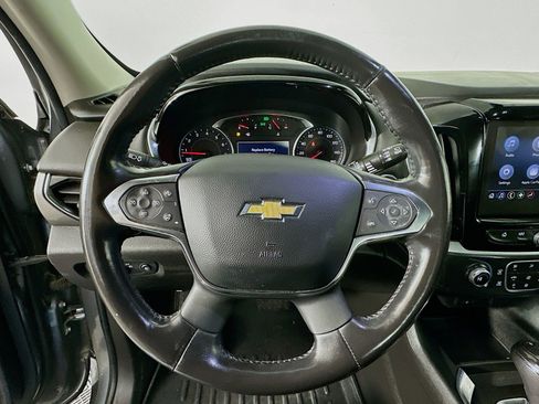 Used 2020 Chevrolet Traverse LT w/ LPO, Blackout Package image 12