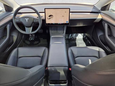 Used 2023 Tesla Model 3 Standard Range RWD image 17